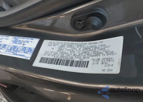 2004 Toyota Sienna Le из США, поврежденный, VIN 5TDZA23C54S034959